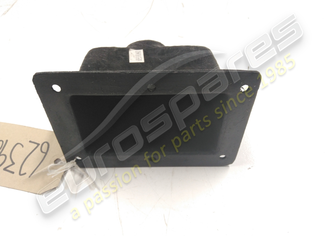 nuevo soporte ferrari. número de parte 62398800 (1)