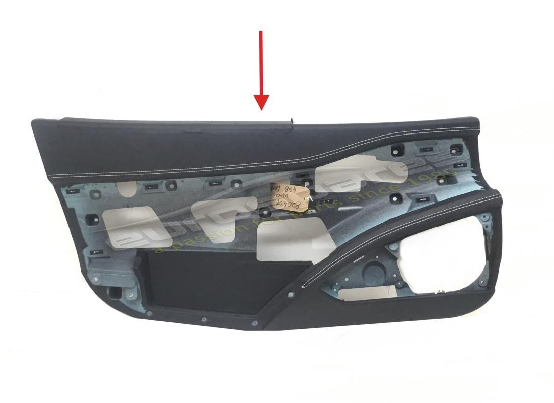 PANEL DE PUERTA IZQUIERDO Ferrari USADO. NÚMERO DE PARTE 82643900 (1)