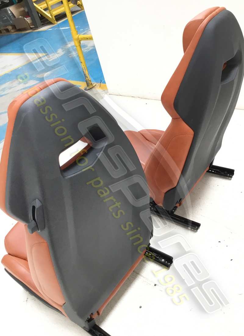 lamborghini par de seats usado - cuero (esconder). número de parte 4t08810212az (5)