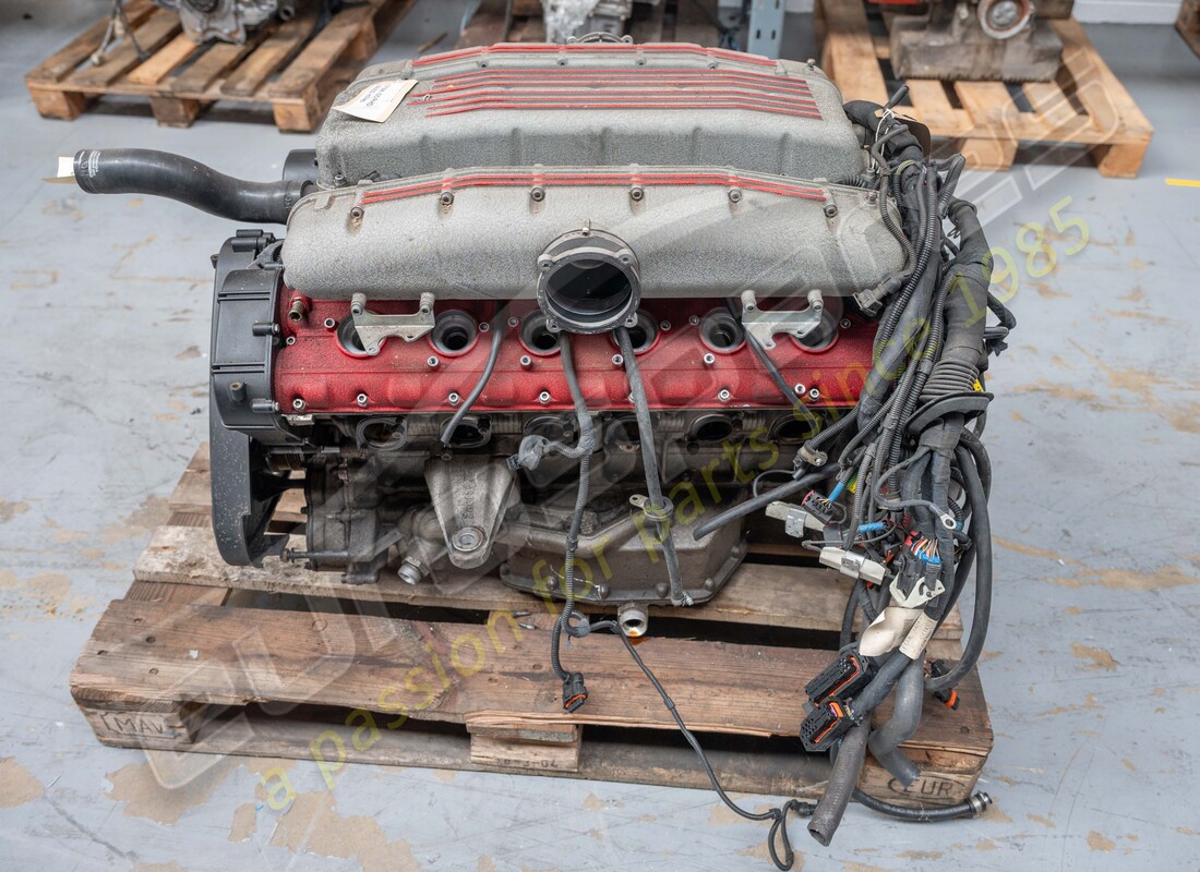 motor ferrari 575m usado. número de parte 194666 (4)