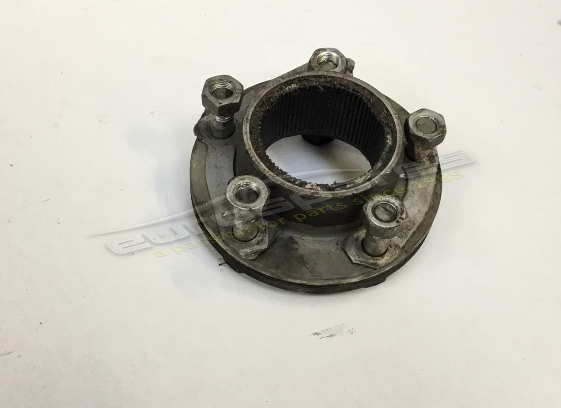 used ferrari wheel centre hub. part number 700513 (1)