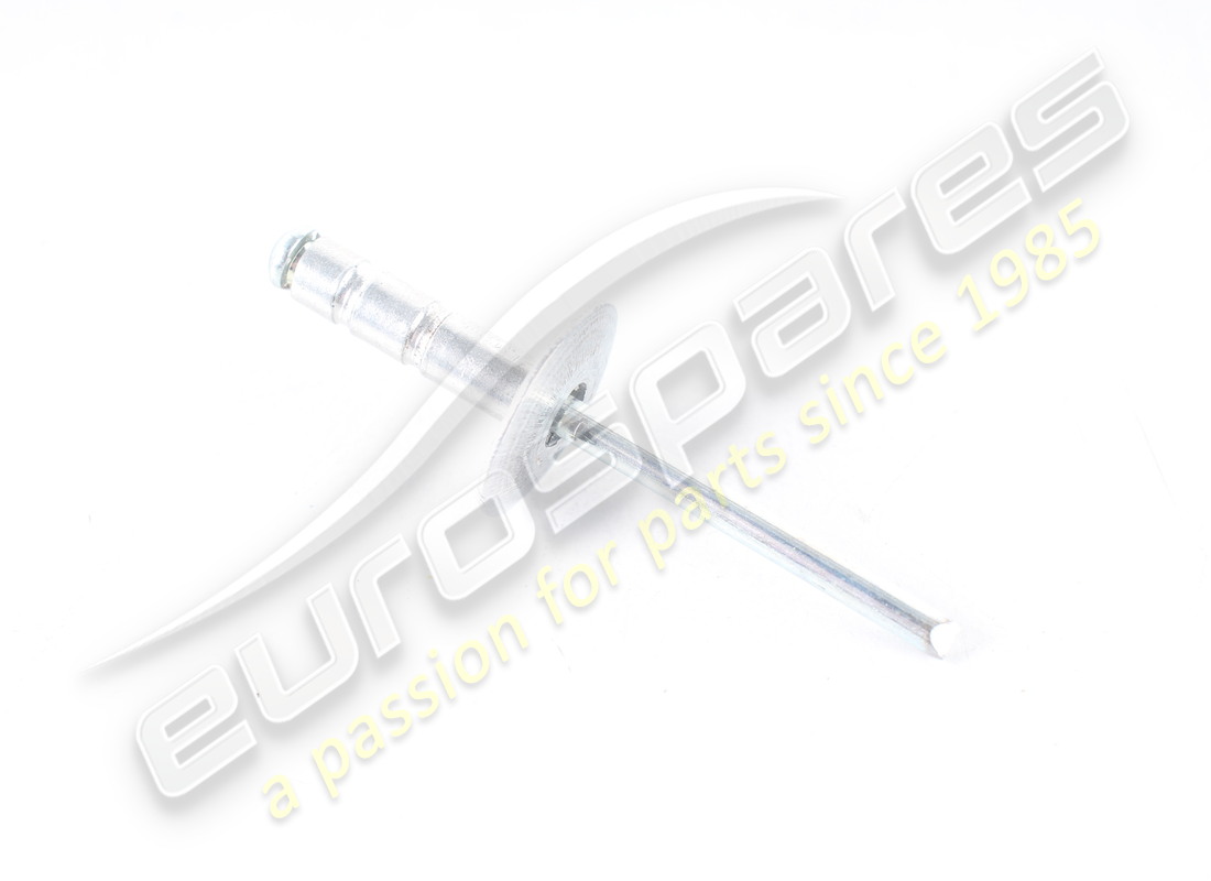 NUEVO REMACHE MASERATI. NÚMERO DE PARTE 670007137 (1) nuevo remache maserati. número de parte 670007137 (1)