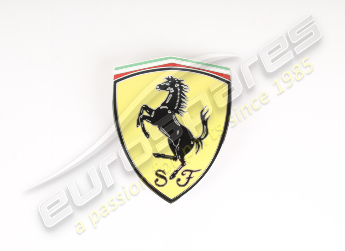nuevo escudo ferrari rh ferrari. número de parte 64174200 (1)