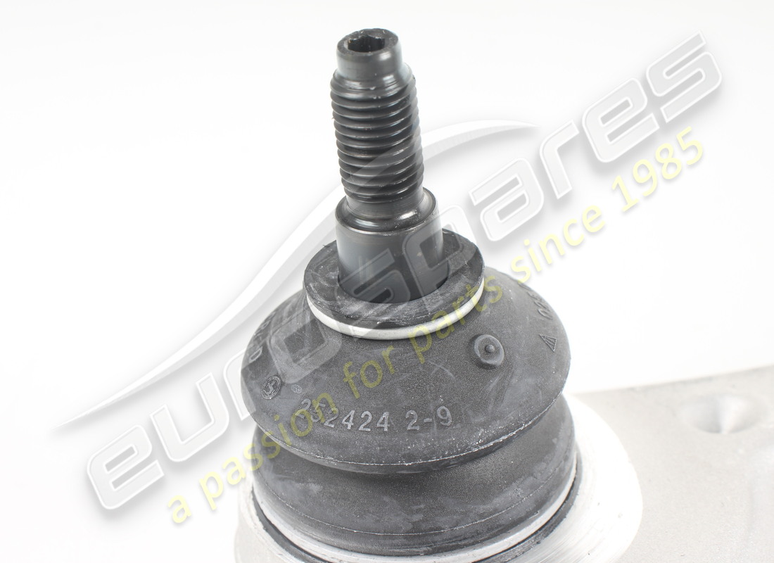 NUEVA PALANCA SUPERIOR DELANTERA DERECHA MASERATI. NÚMERO DE PARTE 670031994 (4) nueva palanca superior delantera derecha maserati. número de parte 670031994 (4)