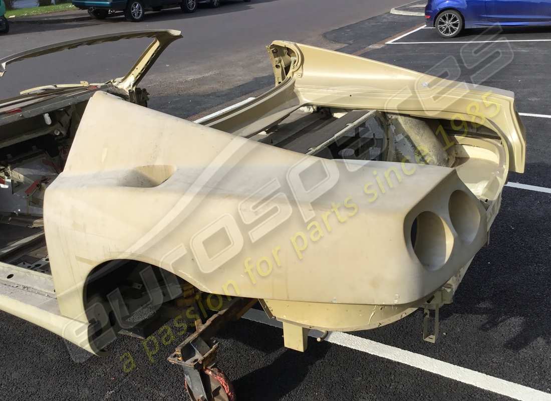 nueva carroceria eurospares ferrari 575 superamerica. número de parte eap1227198 (4)