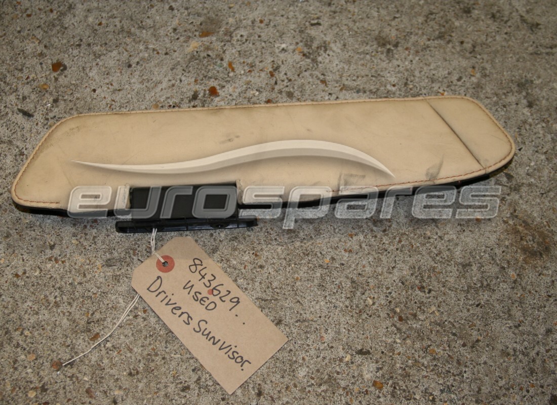 PARASOL DERECHO Ferrari USADO. NÚMERO DE PIEZA 843629.. (1)