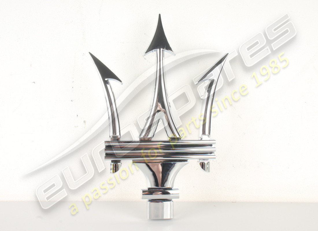 nuevo tridente cromado maserati. número de pieza 670005377 (1)