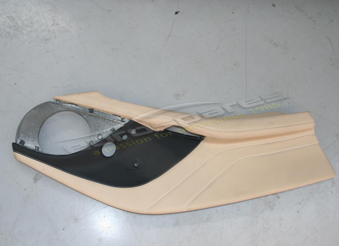 TARJETA DE PUERTA IZQUIERDA Ferrari USADA. NÚMERO DE PIEZA 864537.. (1)