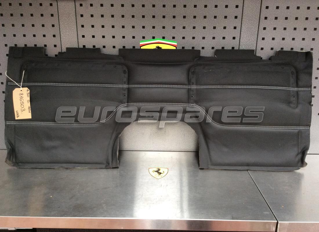ALFOMBRILLA TRASERA COMPLETA Ferrari USADA. NÚMERO DE PIEZA 816503.. (1)