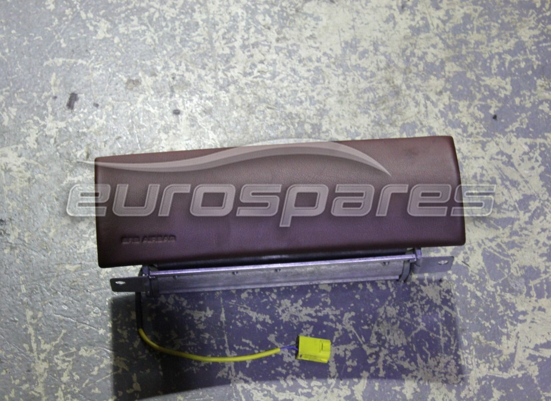 BOLSA DE AIRE DEL LADO DEL PASAJERO USADA Maserati, CONDUCIDA AL DORSO. NÚMERO DE PIEZA 9810006.. (1)