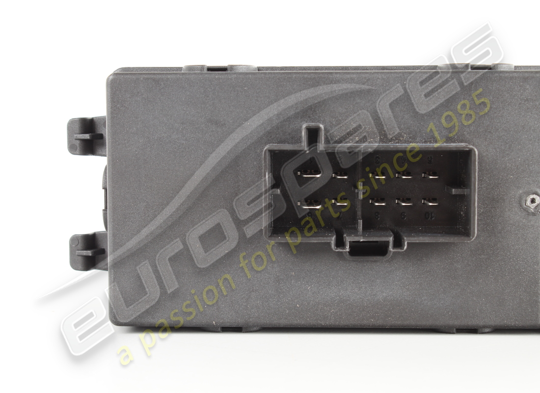 USADO LAMBORGHINI CONTROL, TAPA DEL BAÚL DIAG-ADR: 06D. NÚMERO DE PIEZA 4M0959107D (2) usado lamborghini control, tapa del baúl diag-adr: 06d. número de pieza 4m0959107d (2)