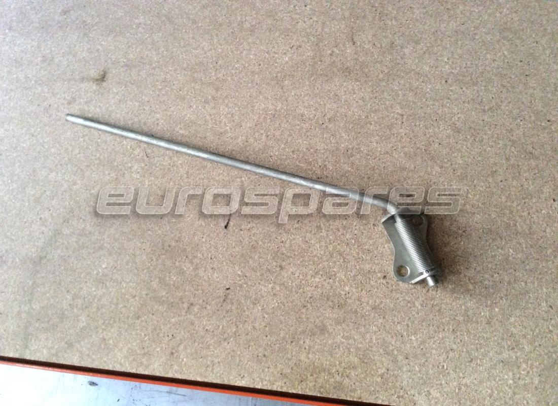 nuevo ferrari prop. del capó. número de parte 2422855001 (1)