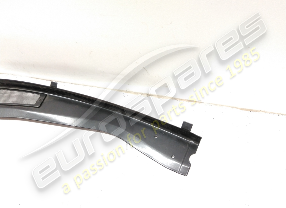 moldura exterior derecha ferrari usada para gb/au. número de pieza 65241700 (4)