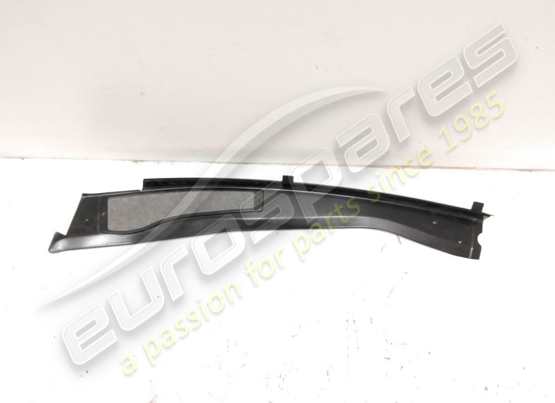 moldura exterior derecha ferrari usada para gb/au. número de pieza 65241700 (3)