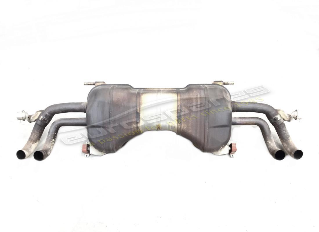 SILENCIADOR Lamborghini USADO (USO DE CARRERAS 0R7240049). NÚMERO DE PARTE 4T0251051A (1)