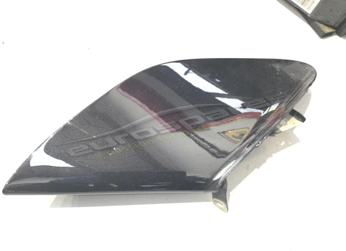 DIVISOR DE FLUJO DEL FLANCO IZQUIERDO Ferrari USADO. NÚMERO DE PARTE 87029400 (1)