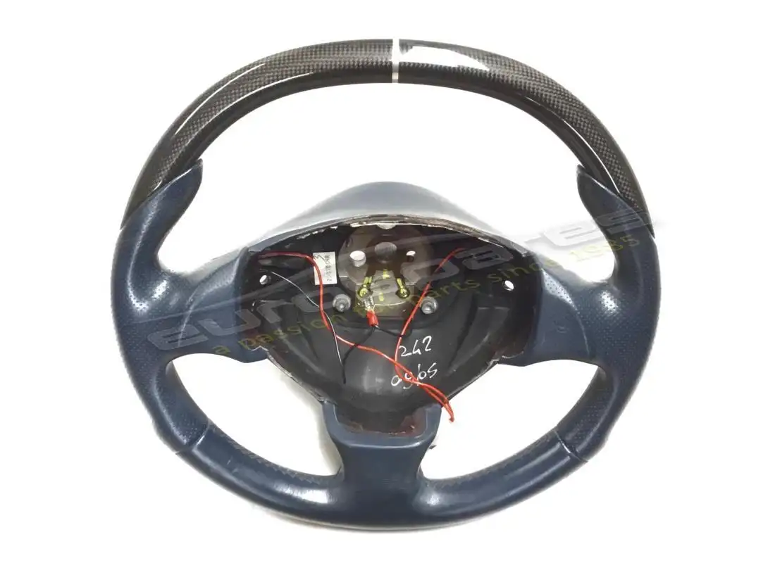 VOLANTE Maserati USADO NEGRO. NÚMERO DE PARTE 207843 (1)