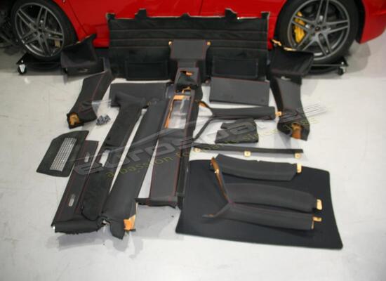 usado ferrari número de pieza del kit de acabado interior rhd 80191010