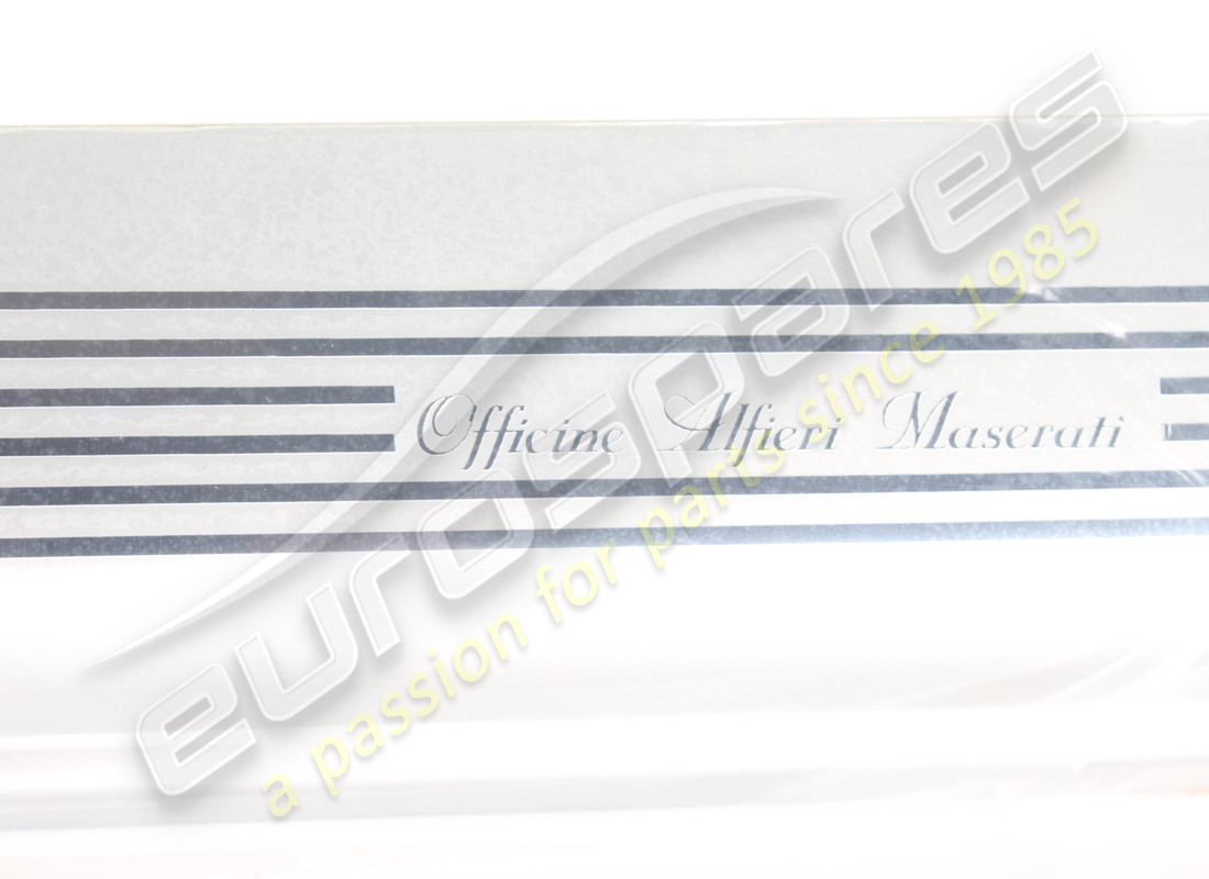 nueva maserati placa de umbral de puerta izquierda número de pieza 386100393 (2)