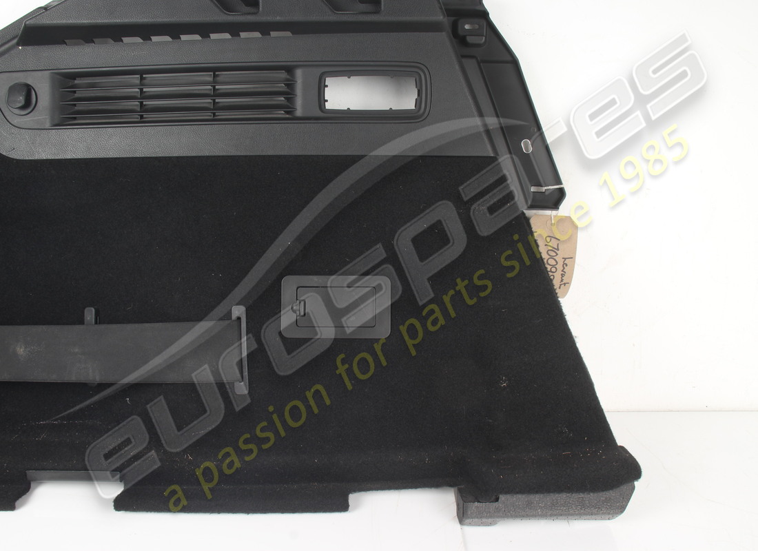 USADO MASERATI CUBIERTA LATERAL IZQUIERDA NEGRA. NÚMERO DE PIEZA 670098384 (4) usado maserati cubierta lateral izquierda negra. número de pieza 670098384 (4)