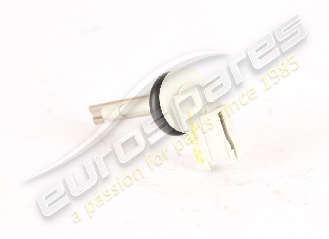 SENSOR DE TEMPERATURA Lamborghini USADO. NÚMERO DE PIEZA 4B0820539 (1)