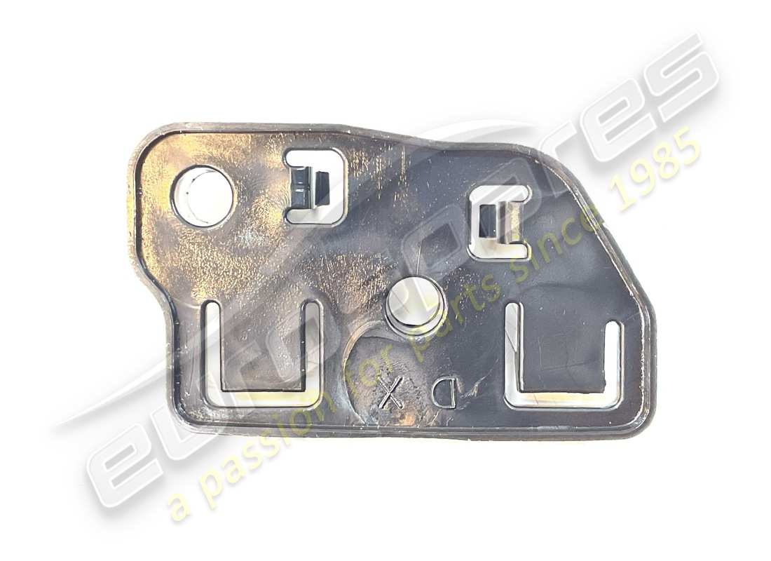nuevo soporte lateral derecho maserati. número de pieza 670004442 (1)