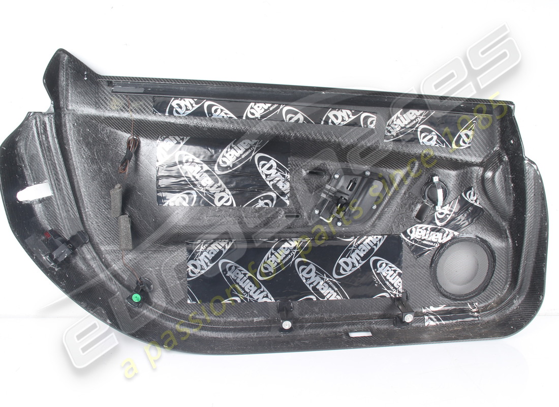PANELES DE PUERTAS DE CARBONO DE LAMBORGHINI PAR USADOS. NÚMERO DE PARTE 407867105AW (3) paneles de puertas de carbono de lamborghini par usados. número de parte 407867105aw (3)