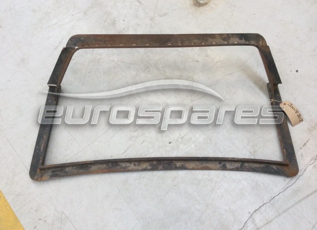nuevo ferrari marco de tapa de maletero 365gtb4. número de parte 30018303 (1)