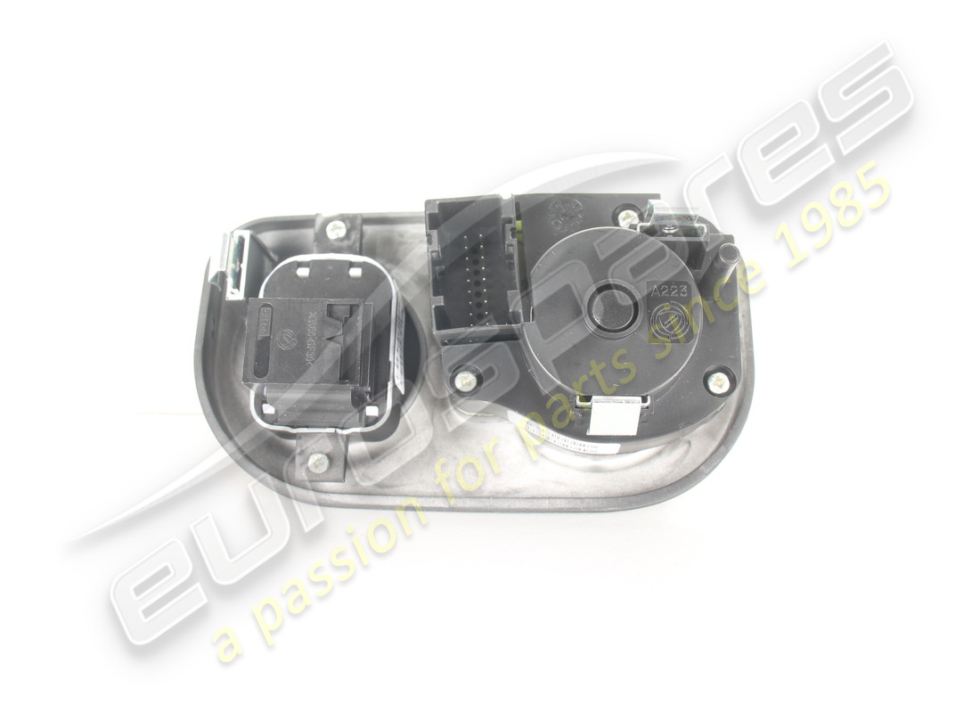 nueva placa ferrari para luces y viaje trasero. número de pieza 227031 (2)