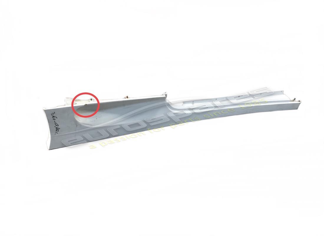 NUEVA (OTRA) Ferrari CUBIERTA DE PUERTA INFERIOR DERECHA. NÚMERO DE PIEZA 67361010 (1)