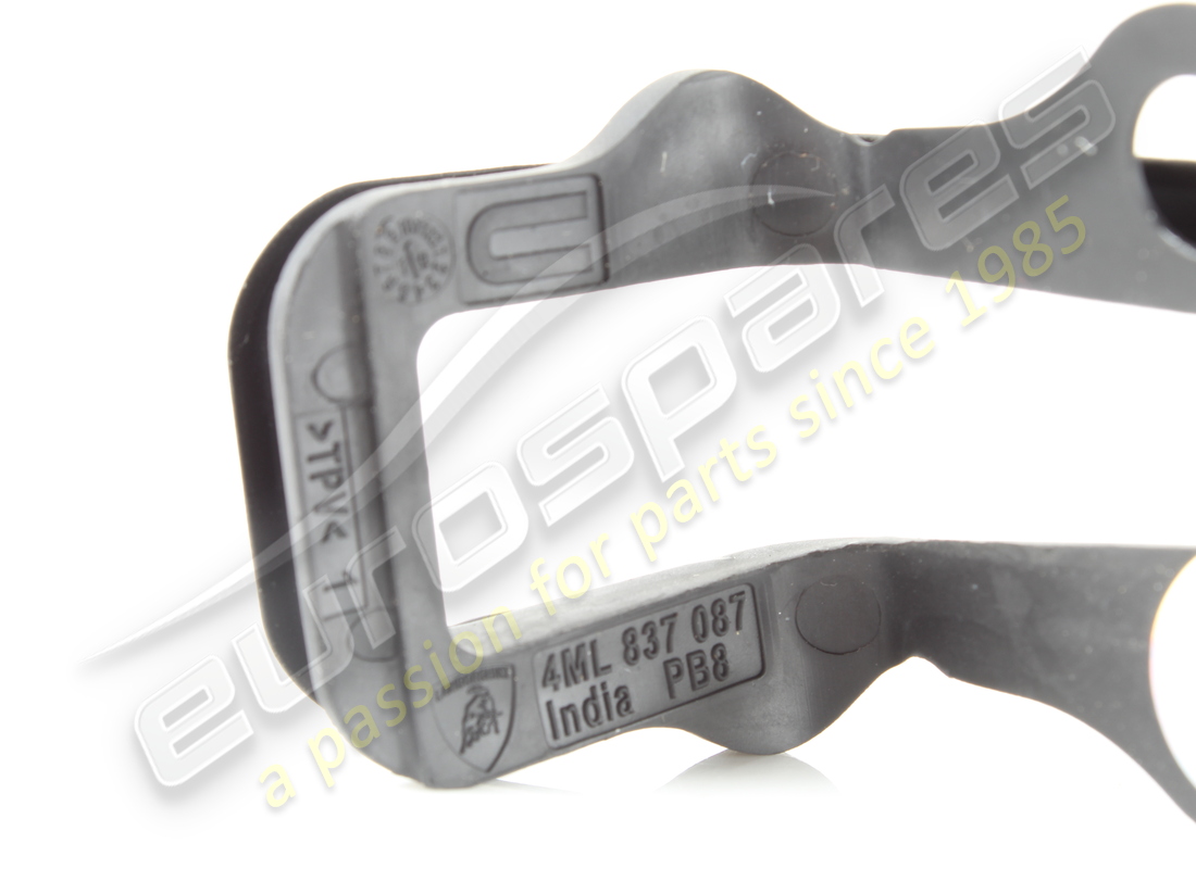 USADO LAMBORGHINI RESPALDO TUERSCHLOSS. NÚMERO DE PIEZA 4ML837087 (3) usado lamborghini respaldo tuerschloss. número de pieza 4ml837087 (3)