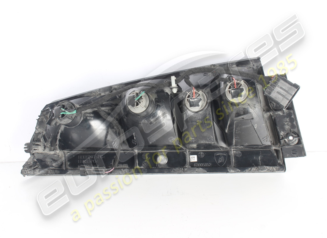 luz trasera lamborghini usada. número de parte 410945096a (2)