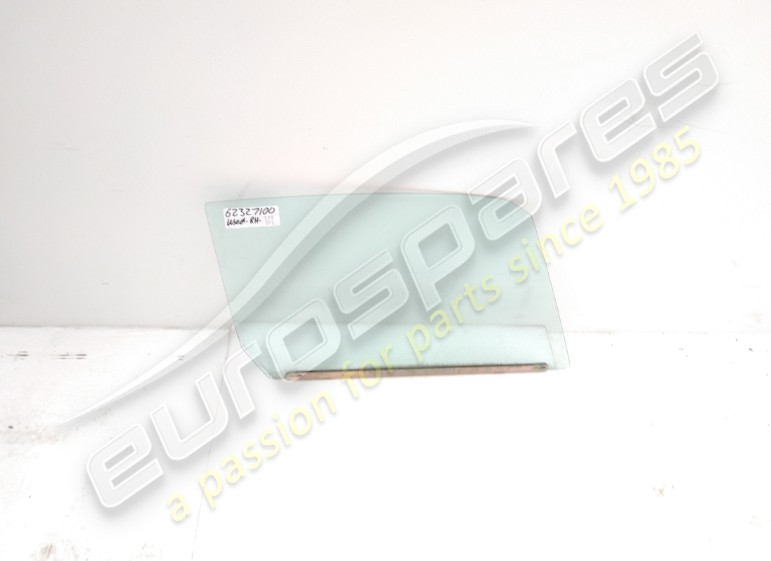 PUERTA DERECHA CRISTAL GTS COMPLETA Ferrari USADA. NÚMERO DE PARTE 62327100 (1)