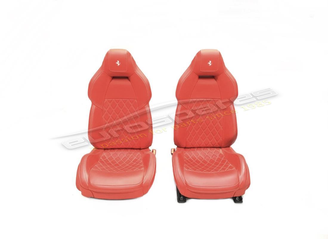 Ferrari PAR DE ASIENTOS ROJOS ESTÁNDAR USADOS. NÚMERO DE PARTE 83385000 (1)