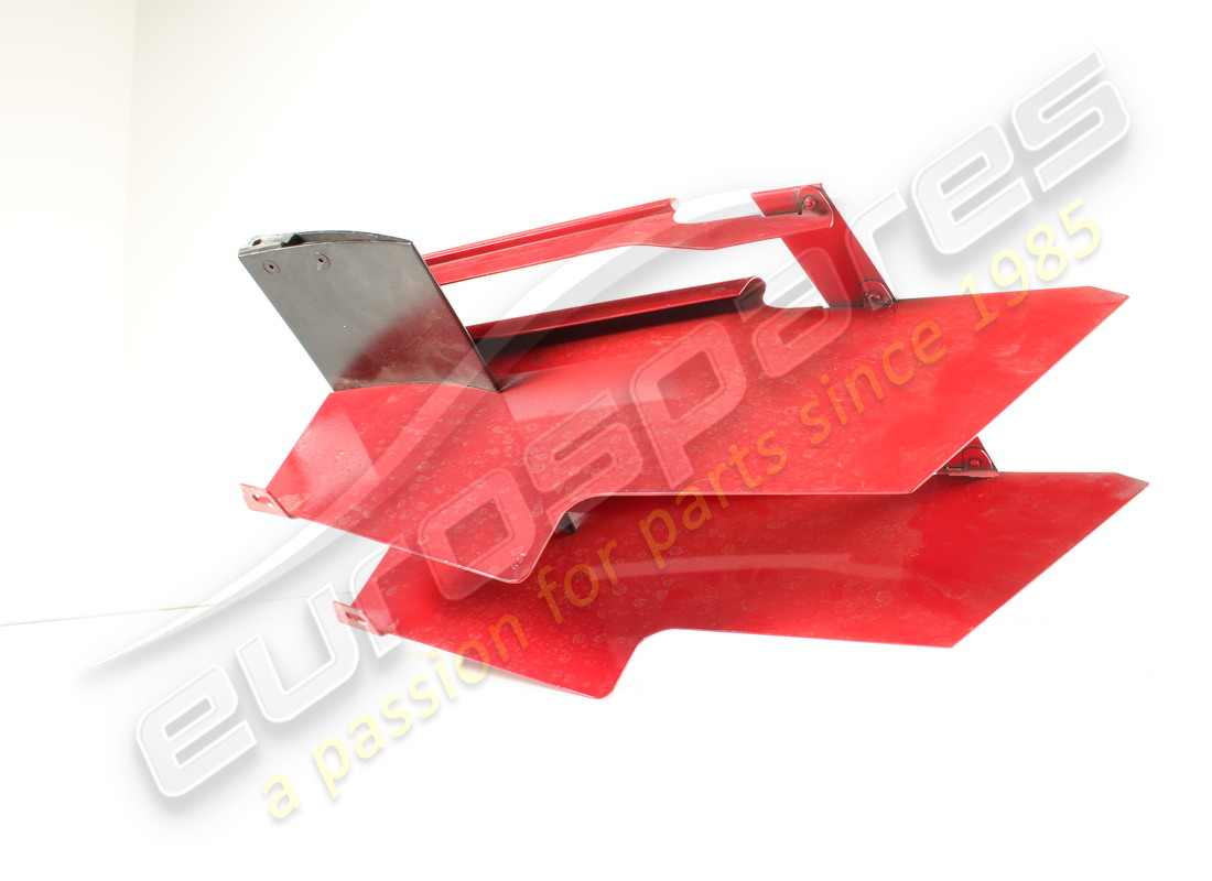 rejilla lateral trasera izquierda ferrari usada. número de parte 61489700 (2)