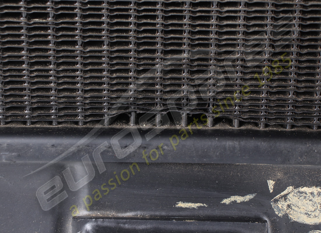 RADIADOR DE AGUA FERRARI REACONDICIONADO. NÚMERO DE PARTE 103763 (2) radiador de agua ferrari reacondicionado. número de parte 103763 (2)