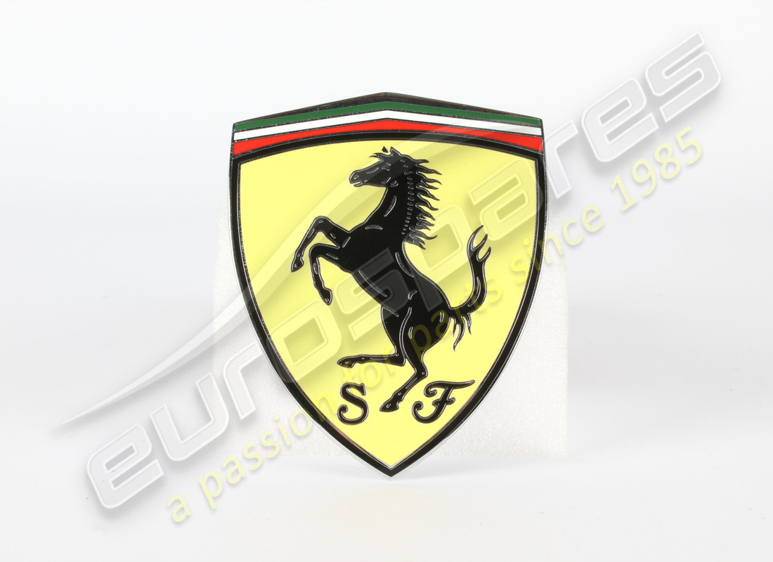 insignia de escudo squadra corse ferrari usada. número de parte 86921300 (2)