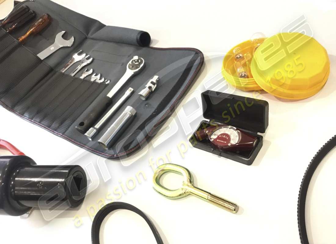 nuevo kit de herramientas ferrari completo. número de parte 138669 (4)