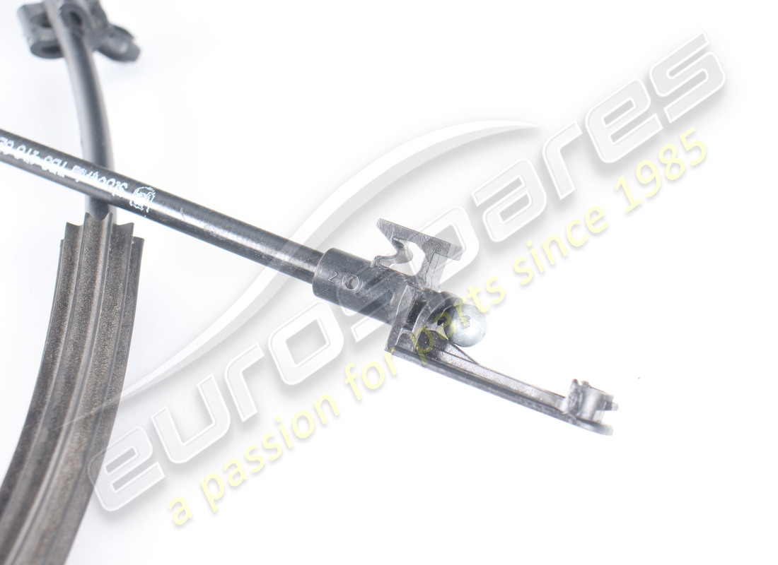 USADO LAMBORGHINI CABLE BOWDEN DE APERTURA DE EMERGENCIA. NÚMERO DE PIEZA 4T8827531C (2) usado lamborghini cable bowden de apertura de emergencia. número de pieza 4t8827531c (2)