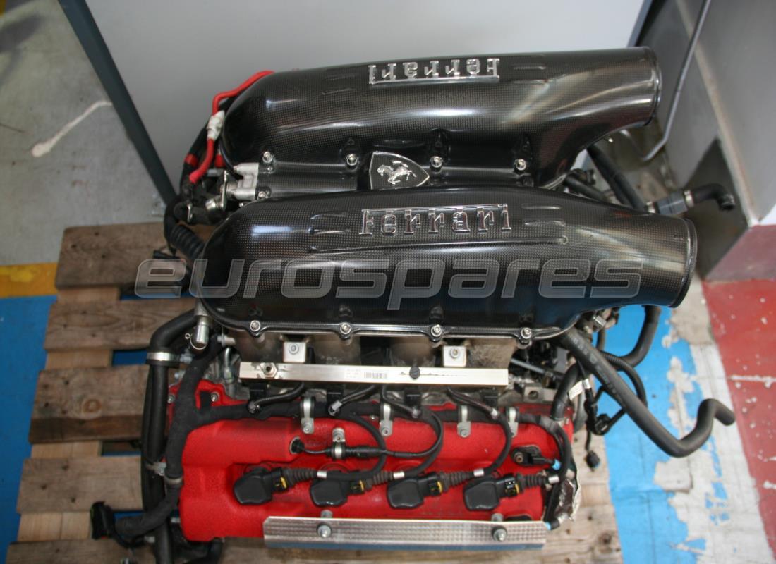 MOTOR SCUDERIA USADO Ferrari (F430). NÚMERO DE PIEZA 242596 (1)