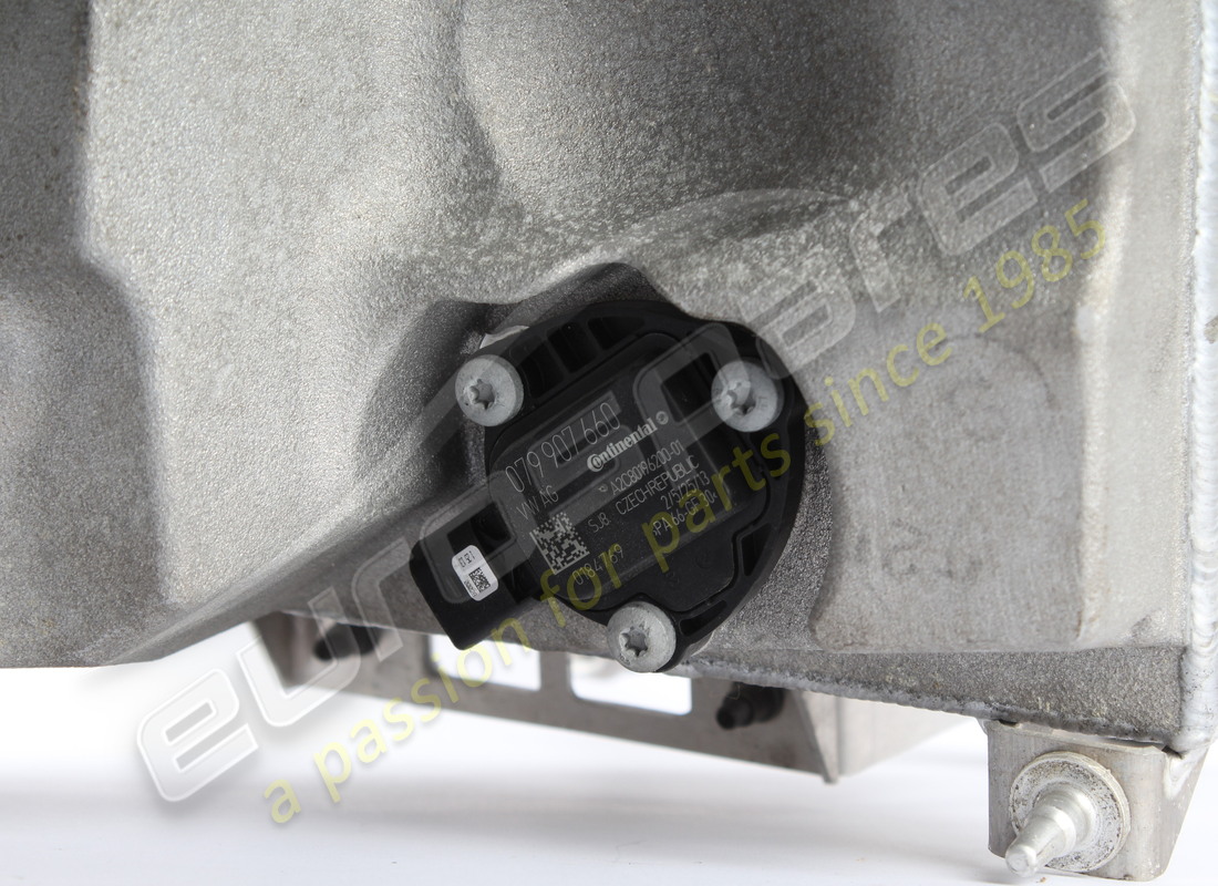 trockensumpf del depósito de aceite de lamborghini usado. número de pieza 4s0115373a (4)