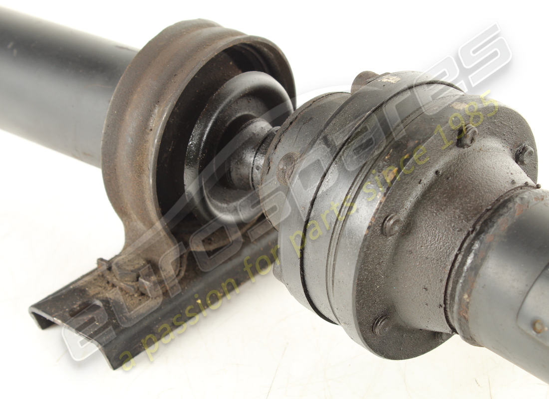 eje de propulsor maserati usado. número de parte 386005106 (3)