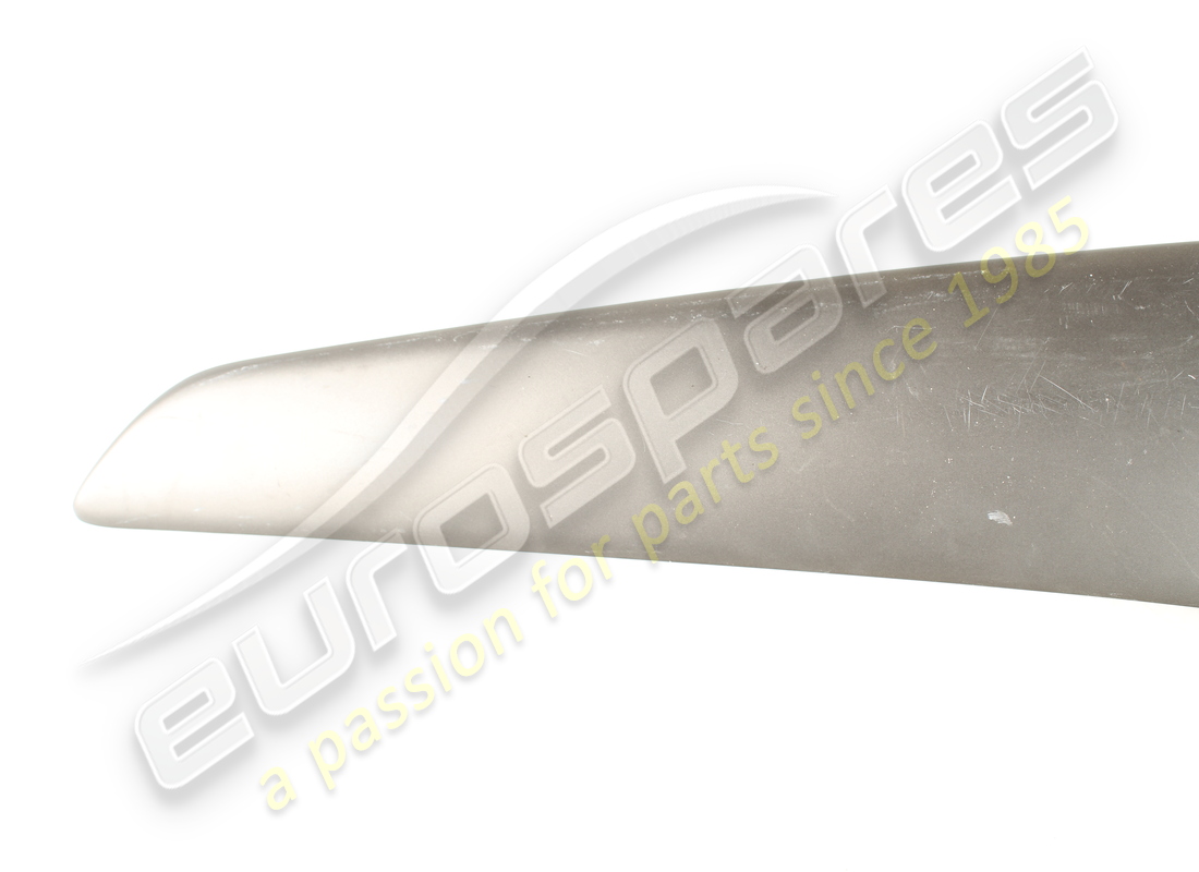 spoiler delantero derecho usado ferrari. número de pieza 81761910 (4)