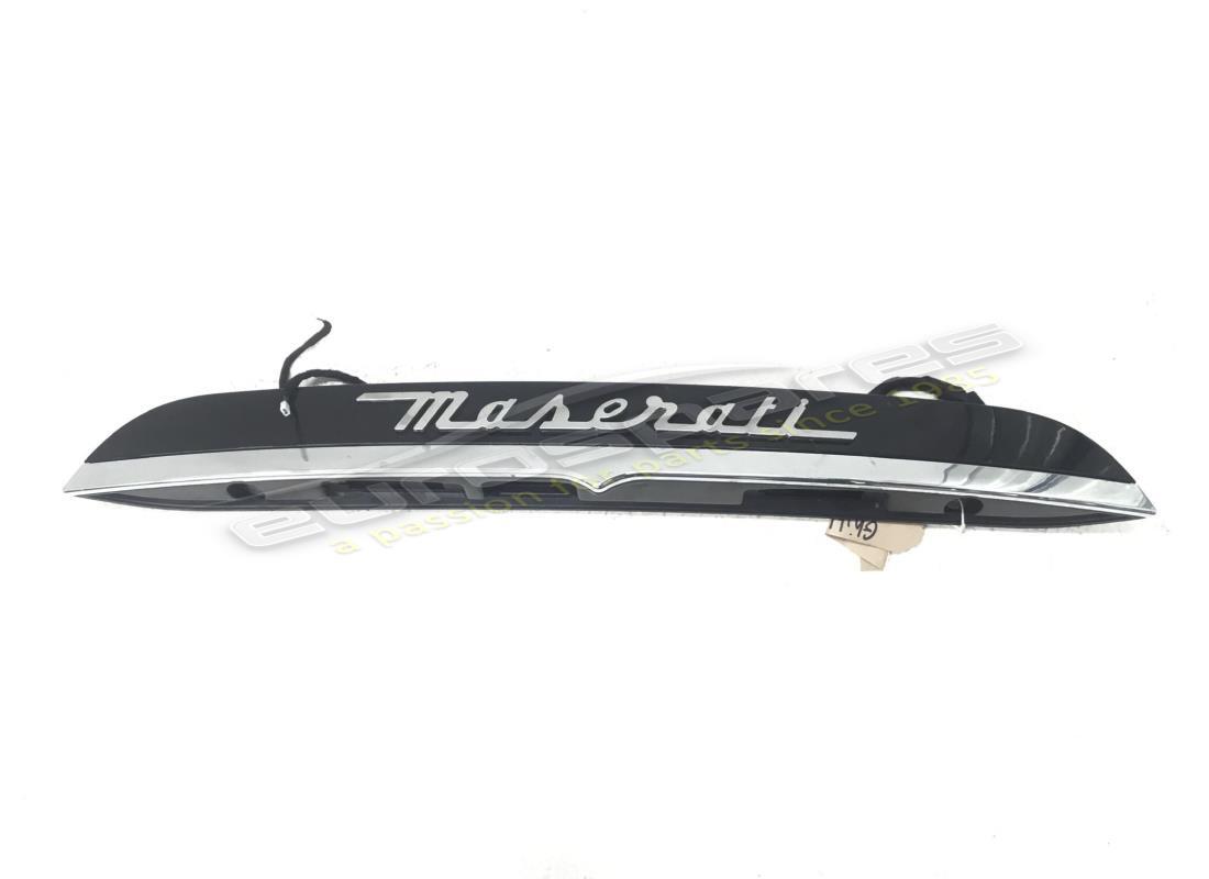 Barra de luces Nero usada Maserati. Número de pieza 670017260 (1)