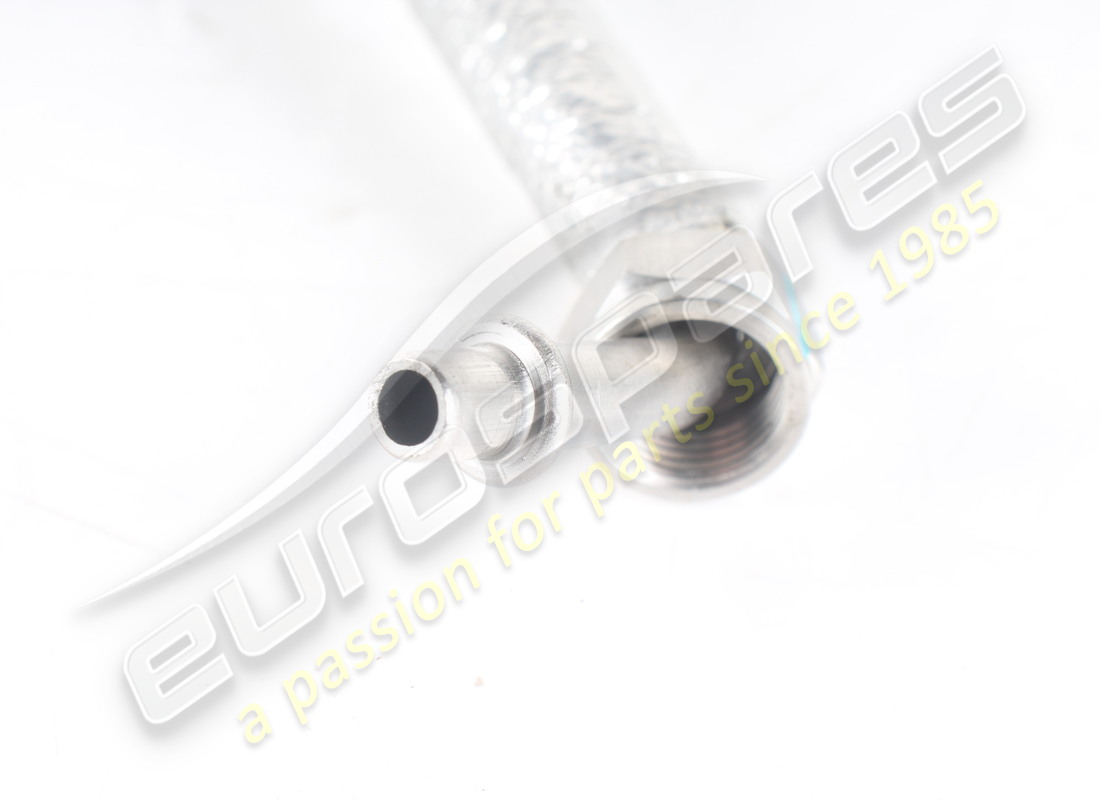 TUBO DE ENTREGA DE ACEITE FERRARI USADO A LA TURBINA DERECHA. NÚMERO DE PARTE 337130 (3) tubo de entrega de aceite ferrari usado a la turbina derecha. número de parte 337130 (3)