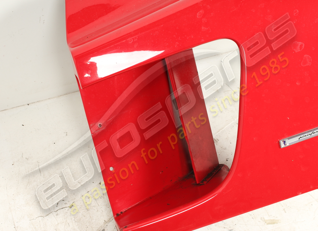 panel de alerón trasero izquierdo ferrari usado. número de parte 61478000 (3)