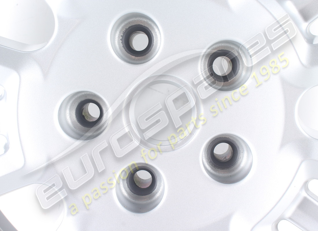 nueva maserati llanta de rueda delantera 20. número de parte 82126106 (2)