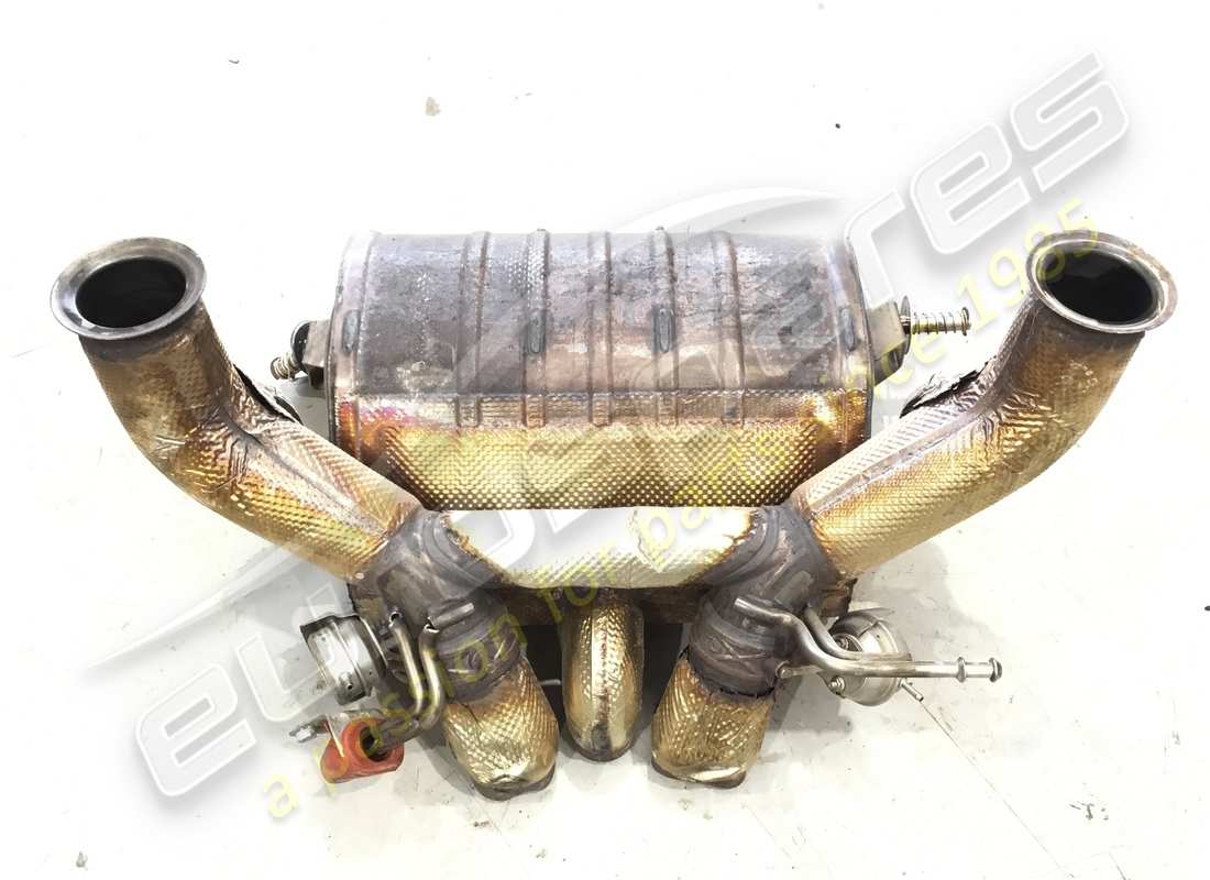 silenciador dañado lamborghini senza cat. número de pieza 470251051l (4)
