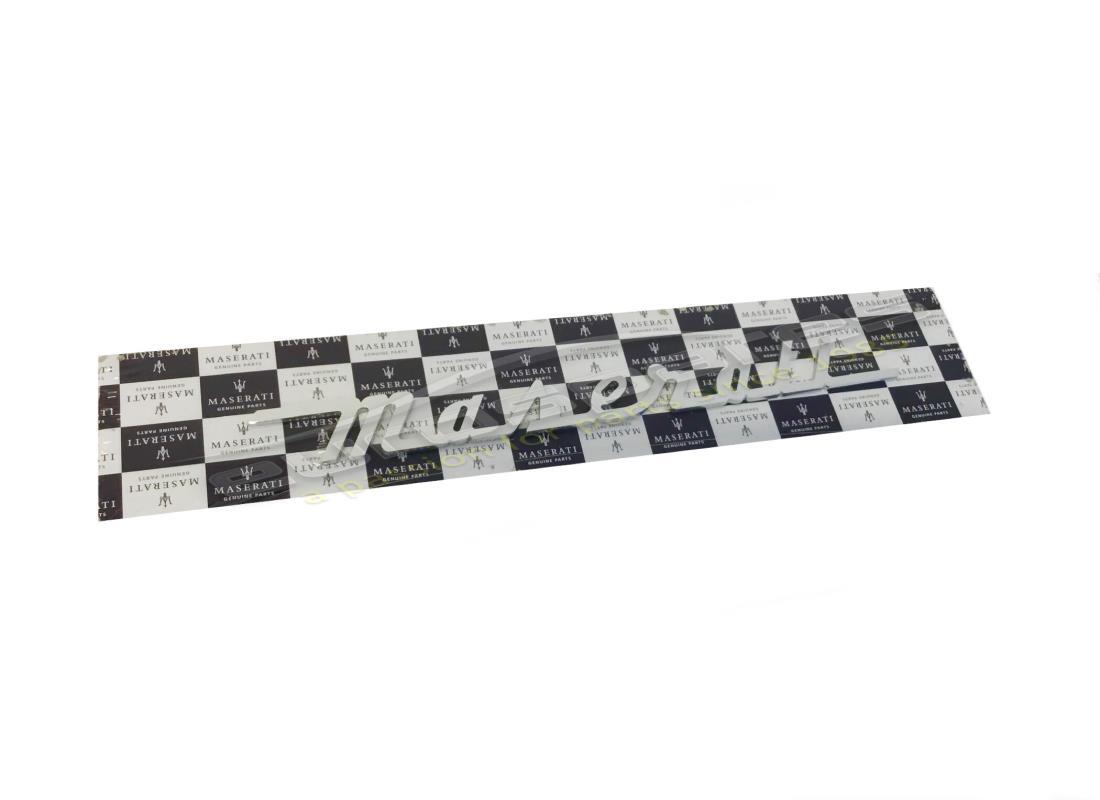 nuevo maserati emblema, (letras). número de parte 67361800 (1)