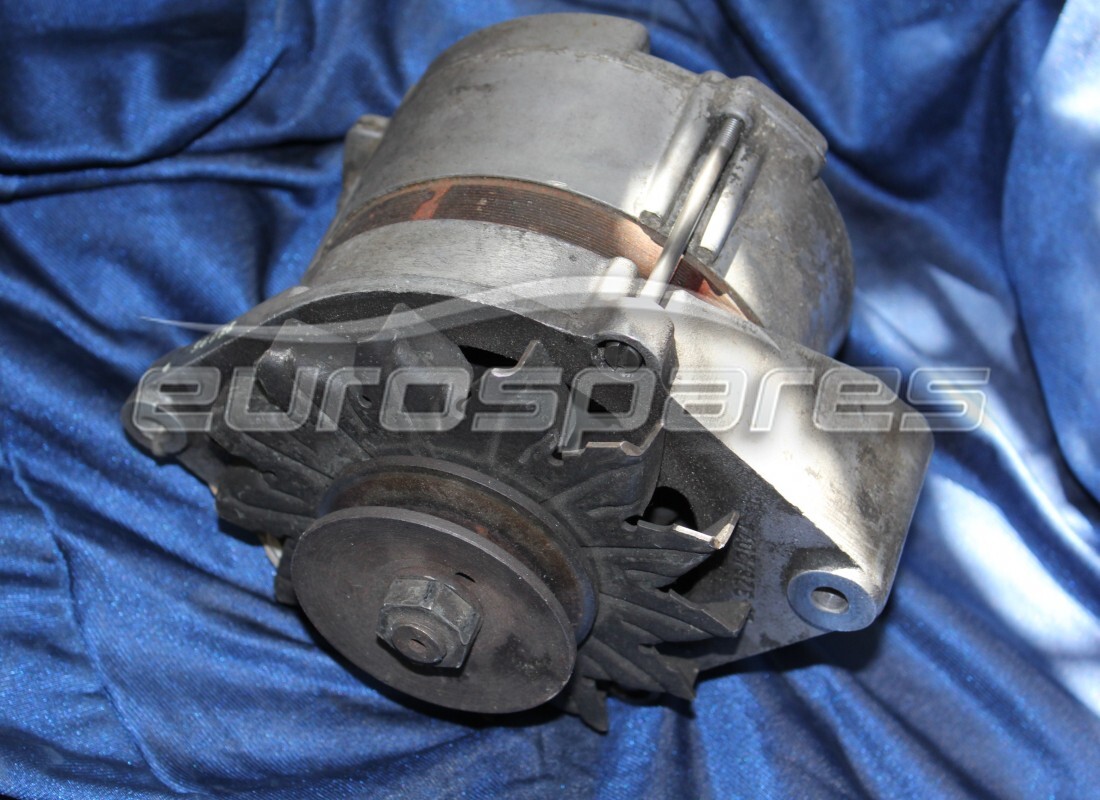 ALTERNADOR BOSCH Maserati USADO COMPLETO CON VENTILADOR. NÚMERO DE PIEZA 1072ME65079 (1)
